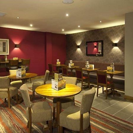 Premier Inn Liverpool City Exterior foto